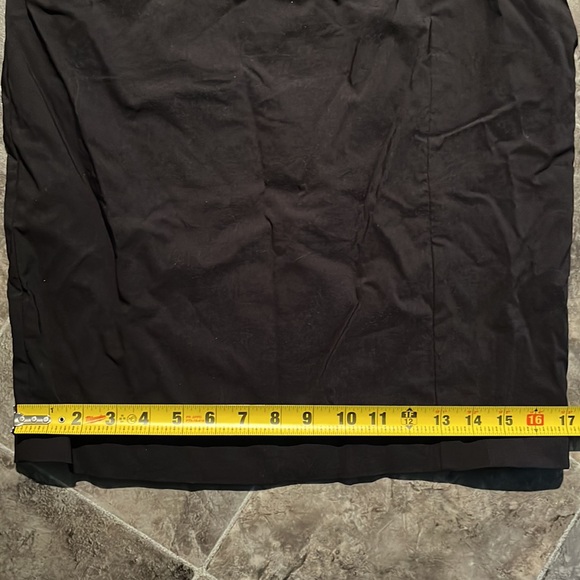 Le Chateau Black Dress - Picture 7 of 8